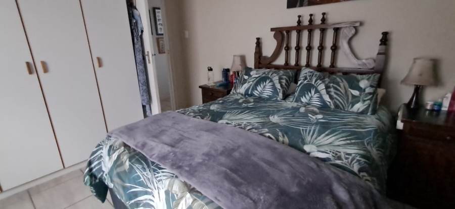 2 Bedroom Property for Sale in Bothasrus Eastern Cape